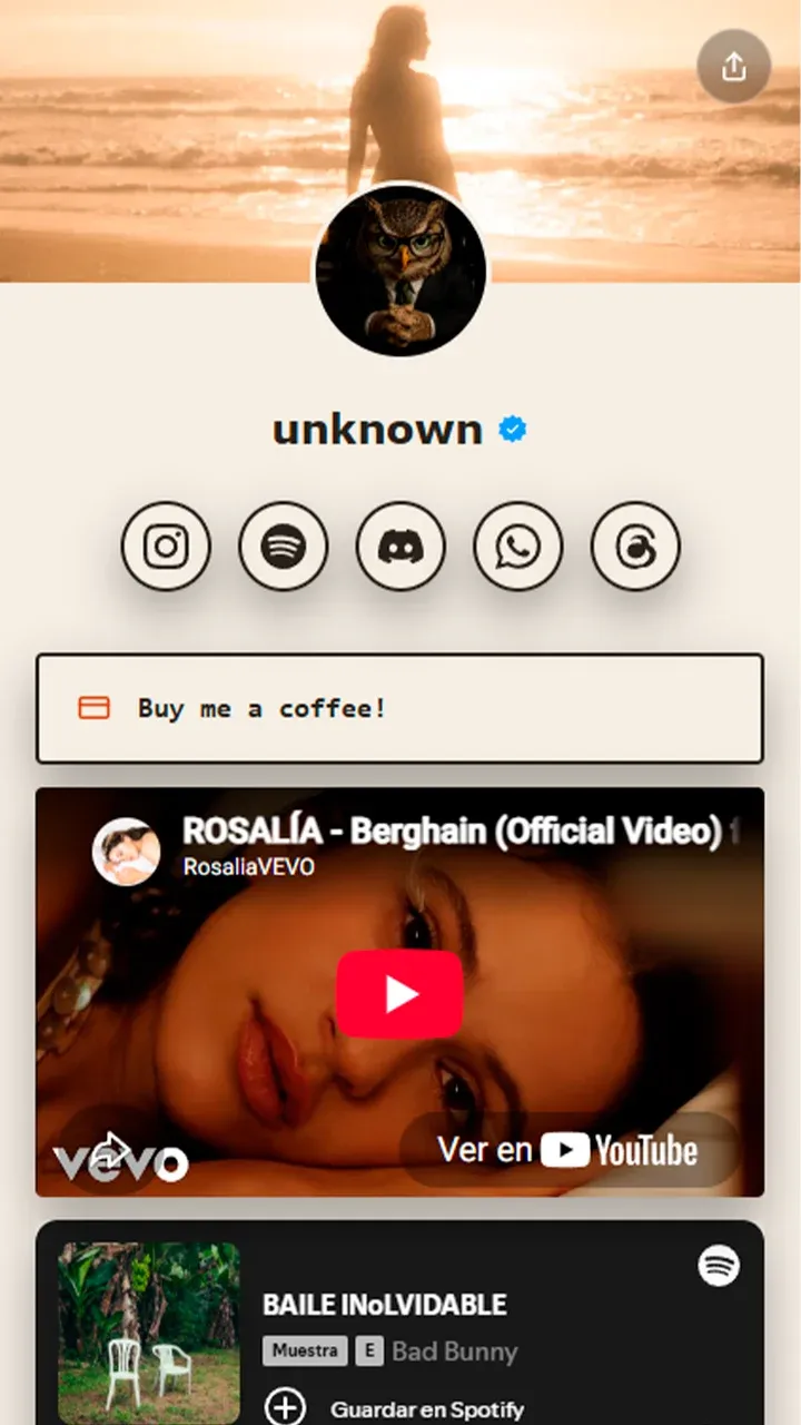 Real AuraBio page example — photographer with checkout link